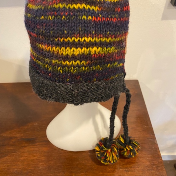 Kyber 100% wool hat - Picture 6 of 7